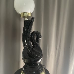 Elegáns fekete hattyú lámpa